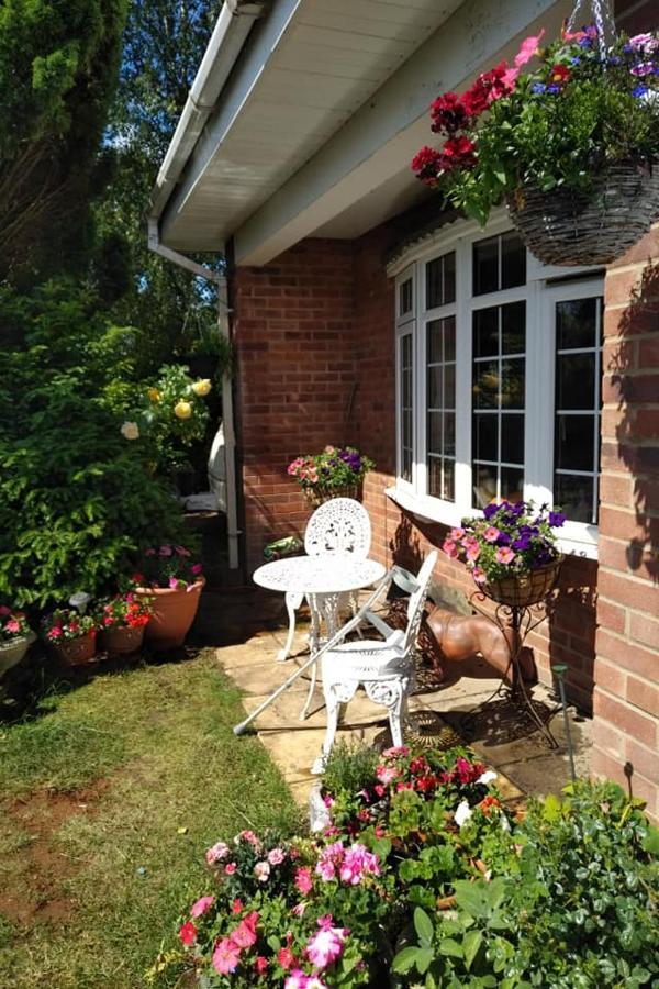 Twenty Bed & Breakfast Skellingthorpe ภายนอก รูปภาพ