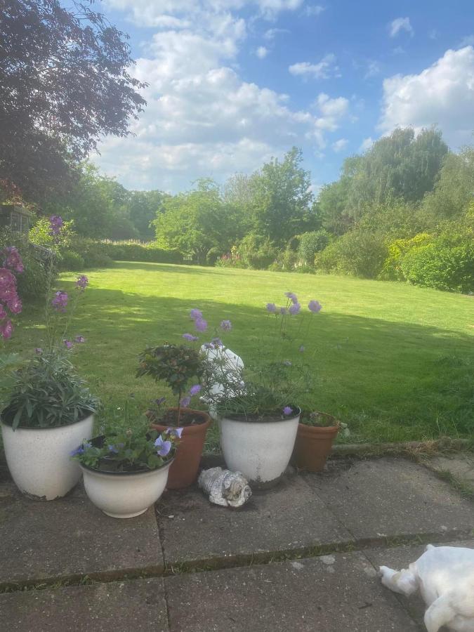 Twenty Bed & Breakfast Skellingthorpe ภายนอก รูปภาพ
