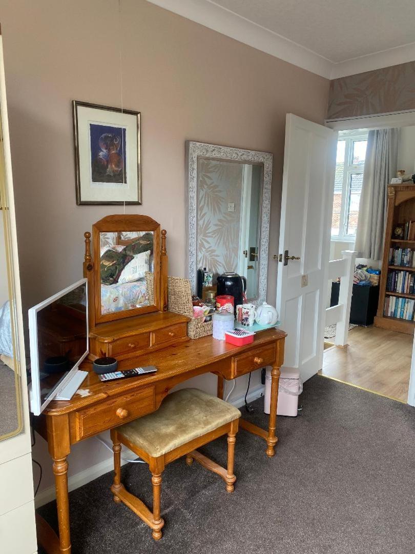 Twenty Bed & Breakfast Skellingthorpe ภายนอก รูปภาพ